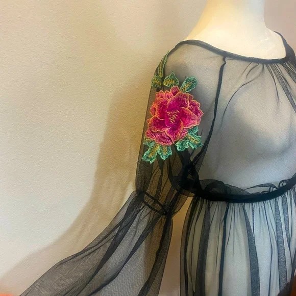 NWOT Potter’s Pot Black Sheer Mesh Dress with Flower Appliqués Size Small - Picture 1 of 13